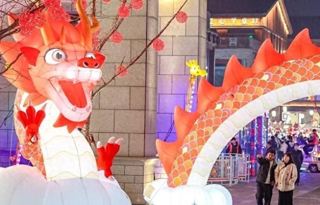 必威唯品会数据曝光2024年轻人年货“三样”变了(图1)